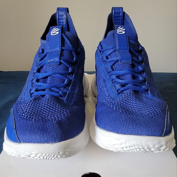 Curry 8 Team Blue - Picture 6 of 9